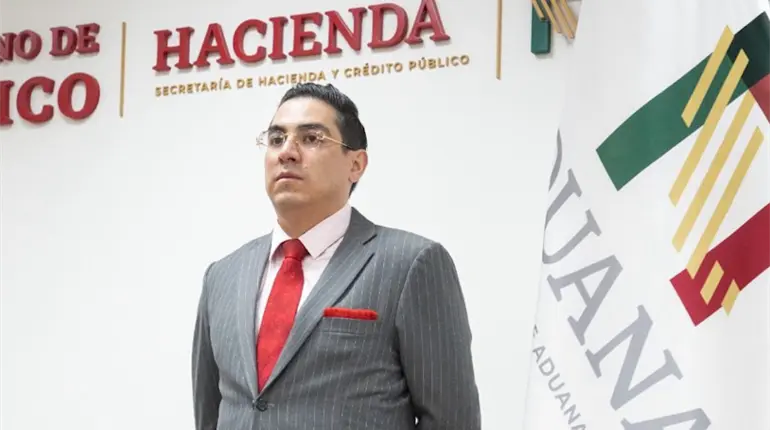 Cancelan visa a Tonatiuh Márquez, quien dirige investigaciones por  huachicol fiscal en Aduanas
