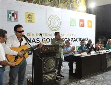 Pese a programas de apoyo y leyes, falta mucho por hacer a favor de personas con discapacidad: Congreso local