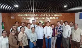 Inaugura Universidad Alfa y Omega su sala de prácticas de Juicios Orales ´Edgar Azcuaga Cabrera´