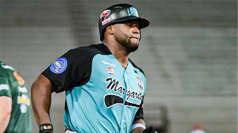 Puebla y Yucatán se refuerzan; Moisés Gómez llega a Pericos y Jared Wetherbee a Leones