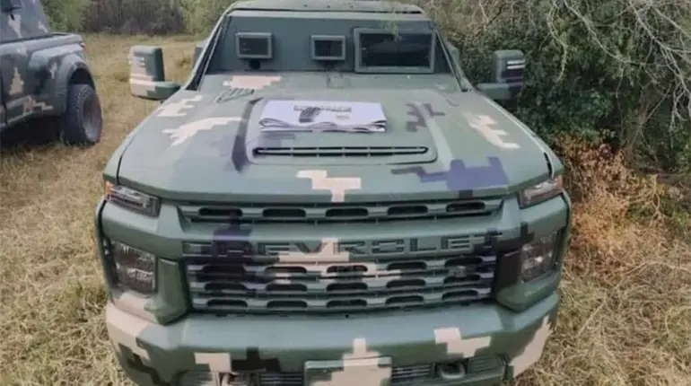 Destruye FGR 2 autos con blindaje artesanal y 59 máquinas tragamonedas en BC Sur