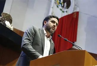 Senador del PAN que votó por designación de Ernestina Godoy, justifica que fue en favor de Querétaro