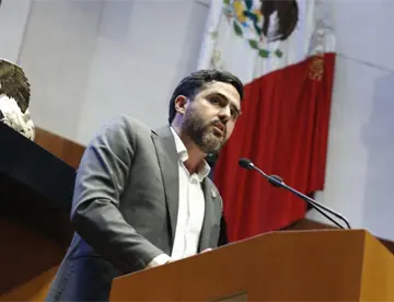 Senador del PAN que votó por designación de Ernestina Godoy, justifica que fue en favor de Querétaro