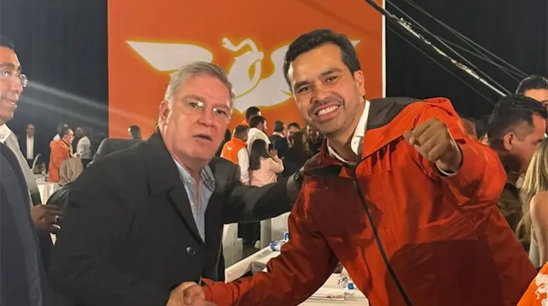 Nombran a Fernando Mayans coordinador de la Comisión de Profesionales de la Salud de MC a nivel nacional