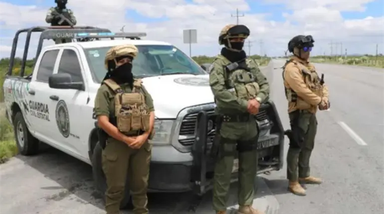 Detienen a policías en SLP por presunto secuestro