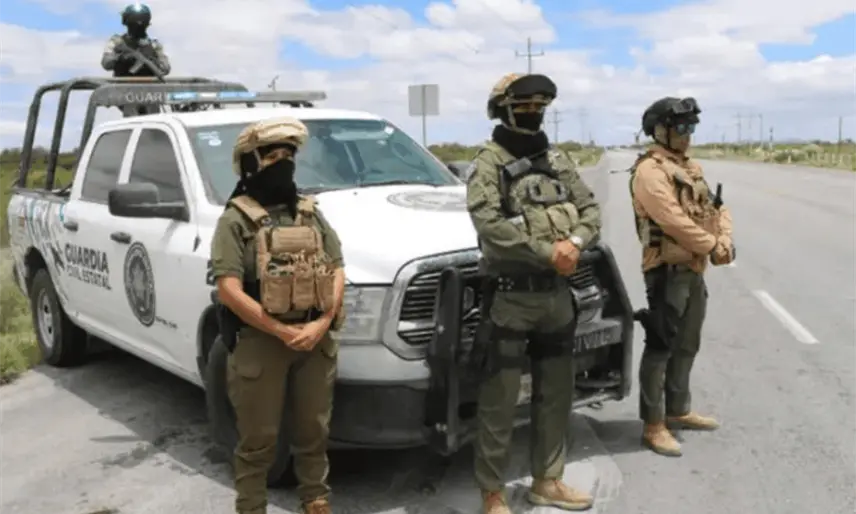 Detienen a policías en SLP por presunto secuestro