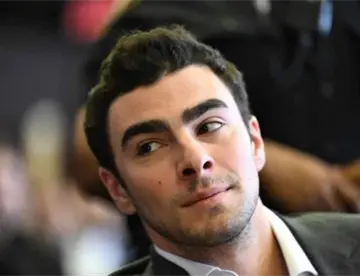 Aplazan audiencia de Luigi Mangione 3 días por enfermedad