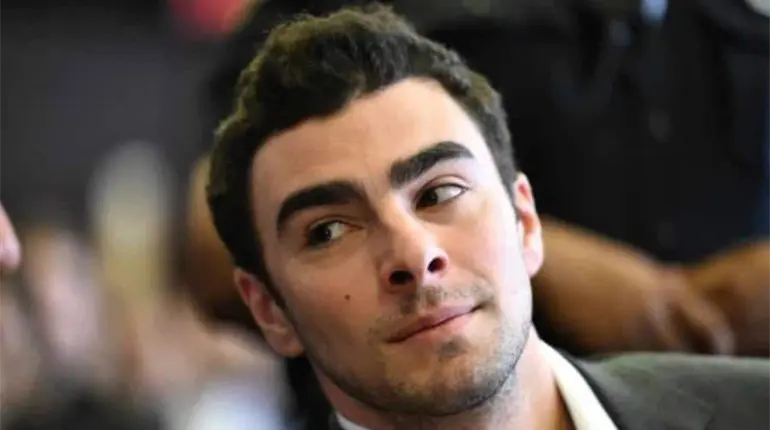 Aplazan audiencia de Luigi Mangione 3 días por enfermedad