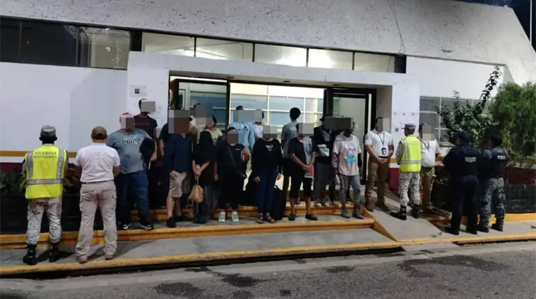 Desmantelan oficina donde ofrecían documentos falsos a migrantes en Chiapas