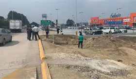 Habitantes de Brisas del Carrizal mantienen inconformidad por obras de drenaje de Chedraui