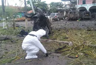 FGR investiga como terrorismo explosión de coche bomba en Michoacán; suman cinco muertos