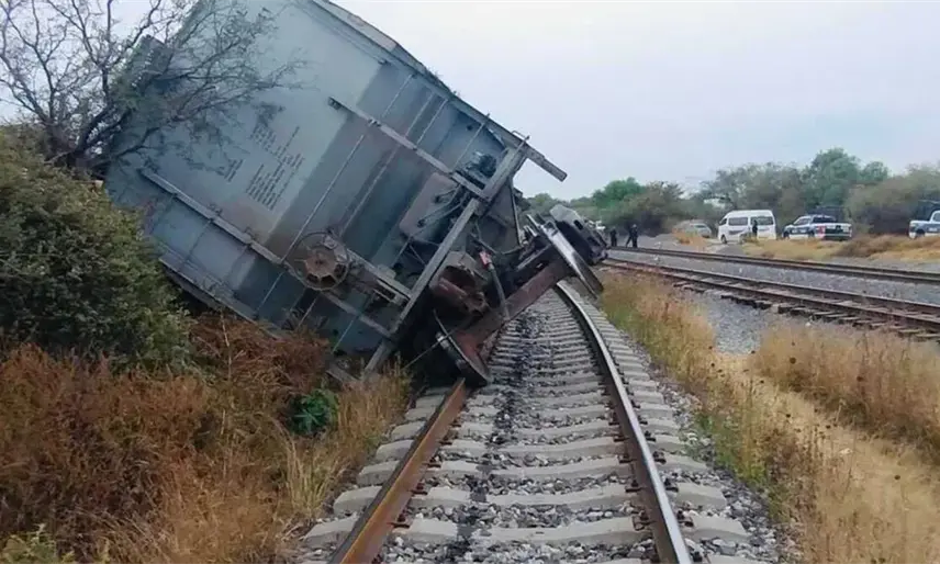 Se descarrilan nueve góndolas de un tren en Hidalgo
