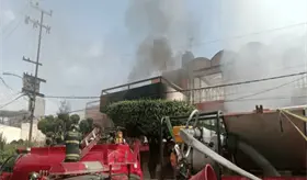Incendio de viviendas en la CDMX deja 2 personas heridas
