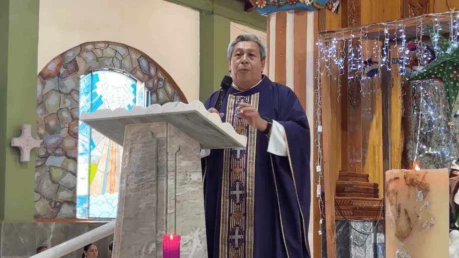 Convoca el padre tiktokero a celebrar a la Virgen de la Guadalupe con fervor