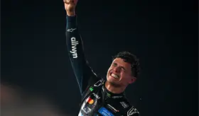 Norris campeón de la F1, pese a victoria de Verstappen en el GP de Abu Dabi