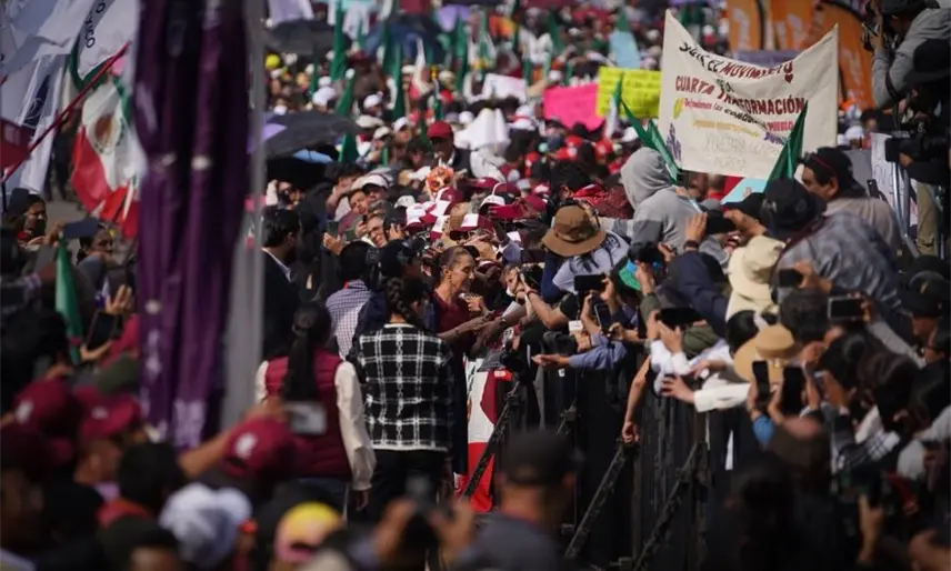 Niega Sheinbaum "acarreo" y "pagos" a asistentes al evento de celebración de la 4T en el Zócalo