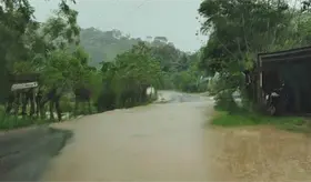 Frente Fr&iacute;o 19 deja afectaciones en Tacotalpa y Teapa