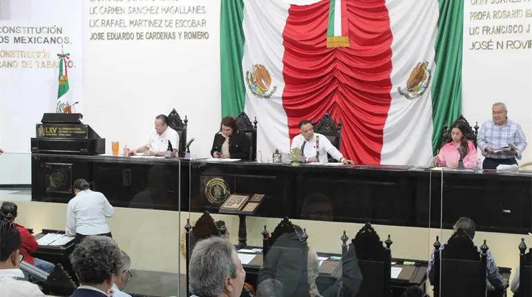 Avalan cabildos reformas de grupos vulnerables, Tribunal de Justicia Administrativa y audiencias del gobernador