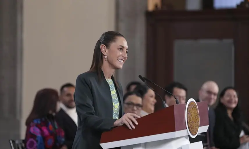 Pide Sheinbaum no hacer caso de videos creados con IA para intentar defraudar con su imagen