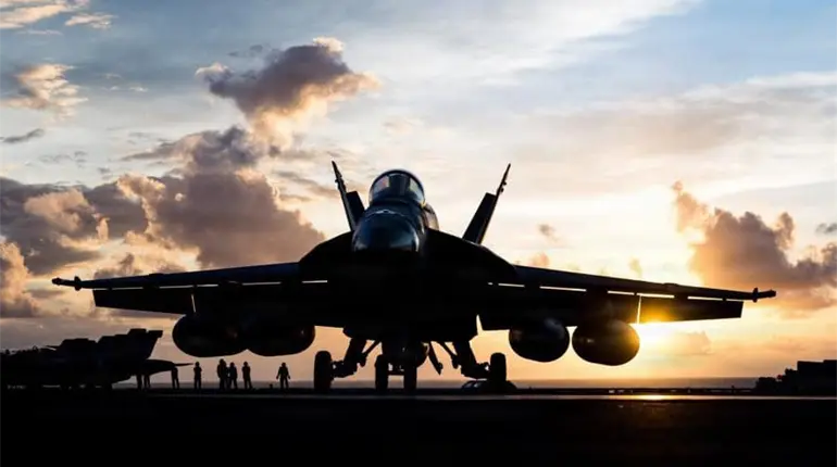 EE. UU. despliega aviones de guerra sobre el golfo de Venezuela