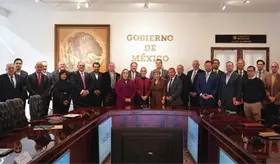 Sheinbaum se reúne con empresas de carga que operan en el AIFA