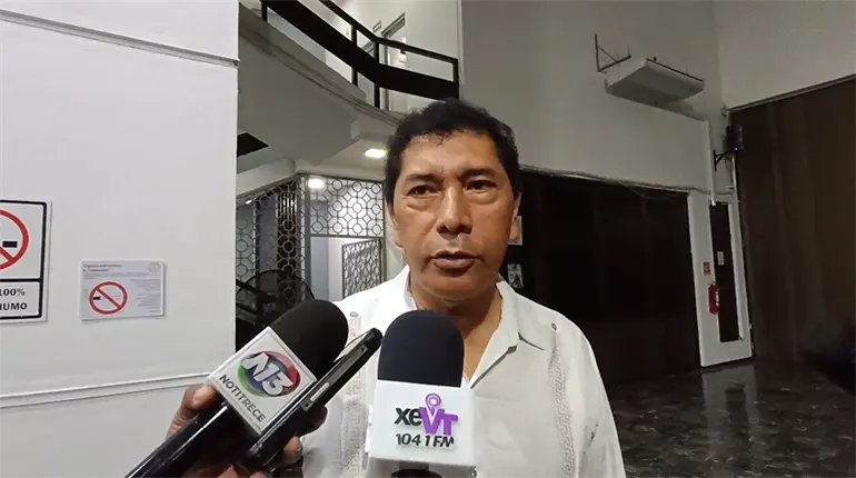 Hasta un 75% de las recetas surte el Juan Graham; Farmacias del Bienestar fortalecerá: Director