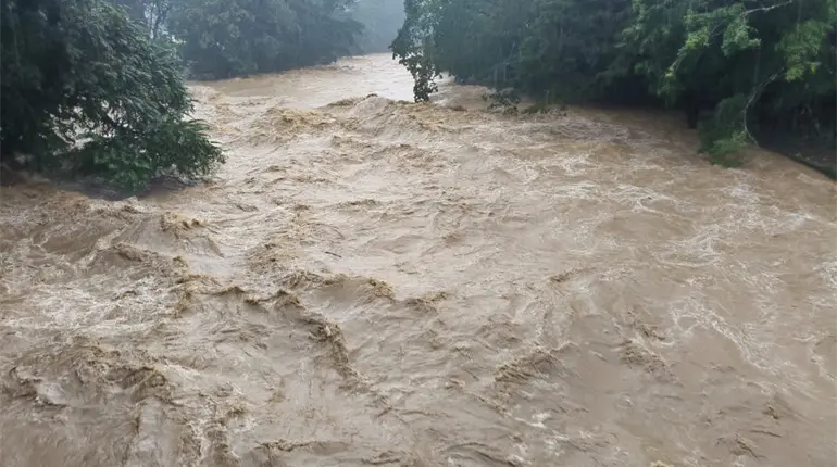Incremento en el Puyacatengo y la Sierra, deja afectaciones en Teapa y Jalapa