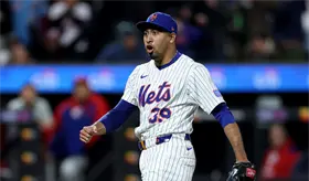 El cerrador Edwin Díaz habría firmado por tres años con Los Ángeles Dodgers