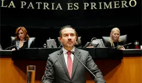 Yunes defiende voto a favor de la reforma judicial en el Senado