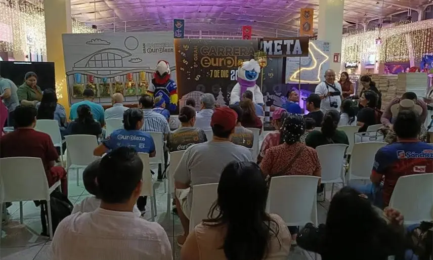 Entregan medalleros a participantes de las 8 ediciones de la Gran Carrera Europlaza