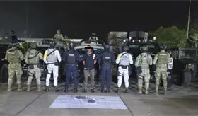 Detienen a 3 presuntos integrantes del CJNG con droga en el Centro