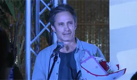 Condecoran a Gael Garc&iacute;a Bernal con el Coral de Honor del Festival de Nuevo Cine Latinoamericano de Cuba