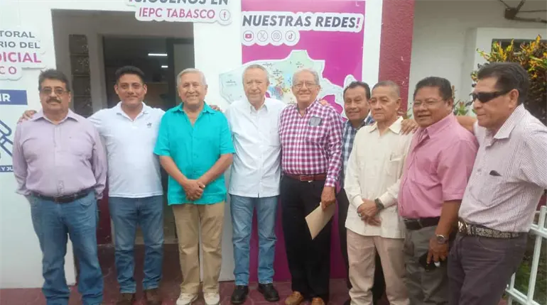 IEPC entrega constancia de cumplimento a organización de Bertruy