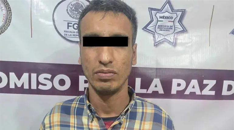 Detienen a hombre con marihuana, cocaína y cristal en Centro