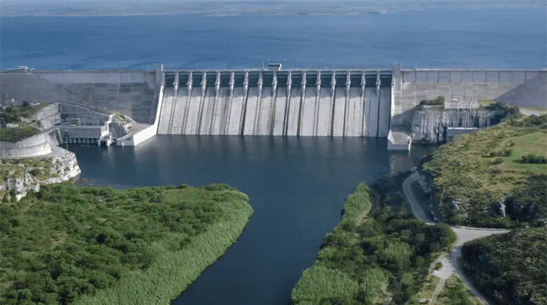 Por sequía no se ha cumplido tratado de aguas con EE. UU., justifica Sheinbaum