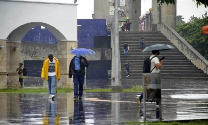 Intervalos de chubascos prev&eacute; Conagua para este s&aacute;bado en Tabasco