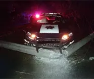 Patrulla de Jalapa derriba poste tras choque en persecución