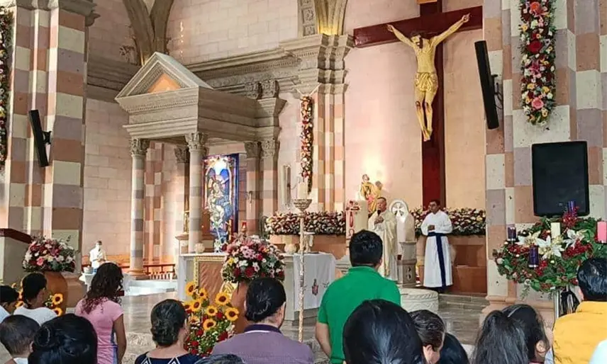 ¡Desbordan fe guadalupana! Visitan 35 mil el santuario en Villahermosa