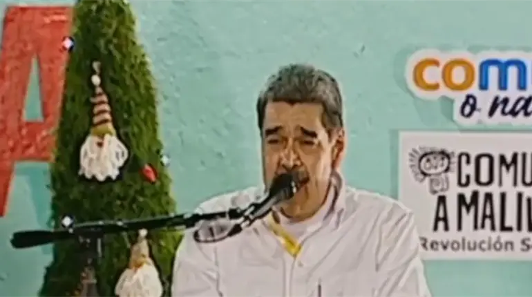 Maduro se burla de María Corina Machado y la llama "sayona"