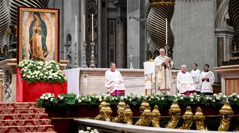 Papa pide a la Virgen de Guadalupe "librar" a jóvenes del crimen y las drogas en México