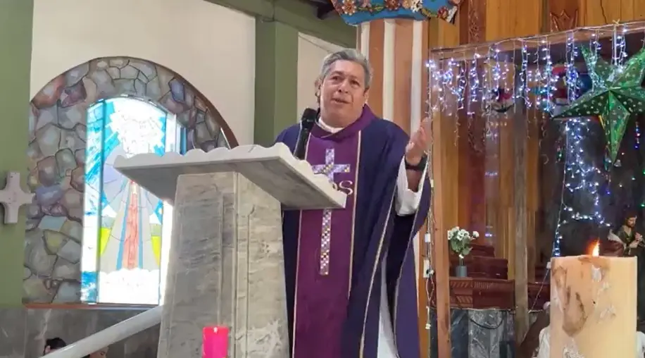 En Navidad, es necesario no ver sólo lo malo, sino lo bueno que puso Dios en nuestras vidas: Padre tiktokero