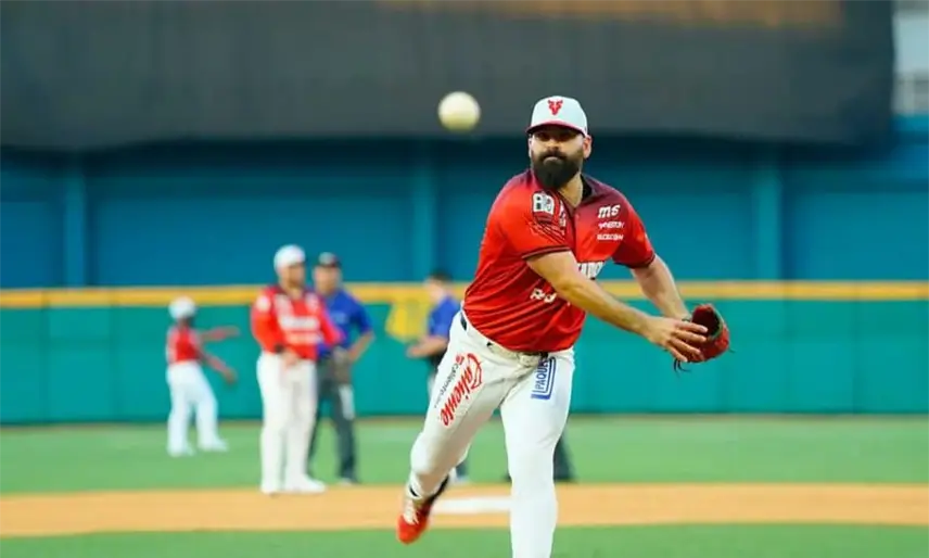 José Urquidy habría firmado con Diamondbacks en busca de regresar a Grandes Ligas