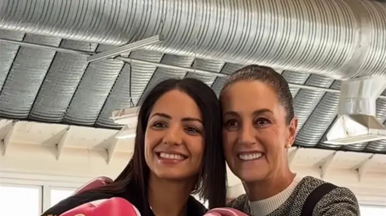 Sheinbaum "boxea" con la campeona mundial Diana "La Bonita" Fern&aacute;ndez