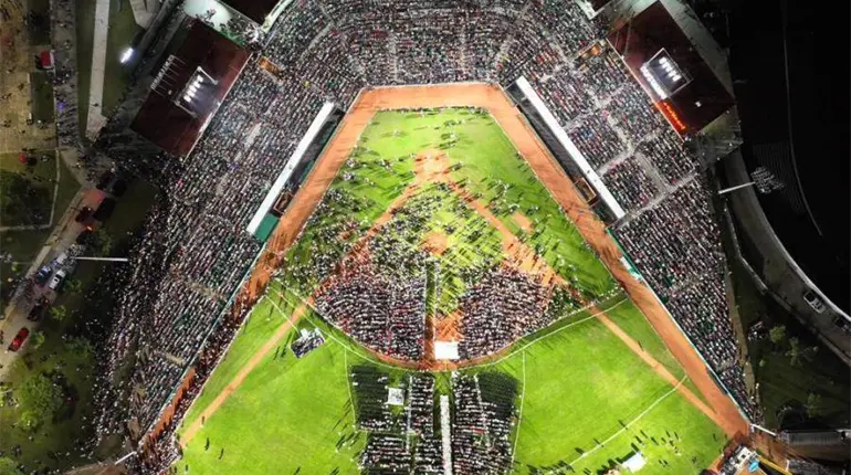 Cerca de 350 mil acompa&ntilde;aron a F&aacute;tima Bosch en eventos de recibimiento: Turismo