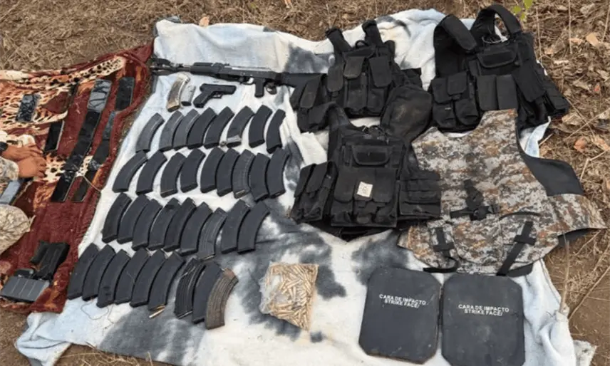 Detienen en Colima a 6 presuntamente relacionados con el coche bomba en Michoacán