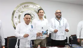 Entrega Fiscal General del Estado informe anual por escrito; no comparece ante la Jucopo