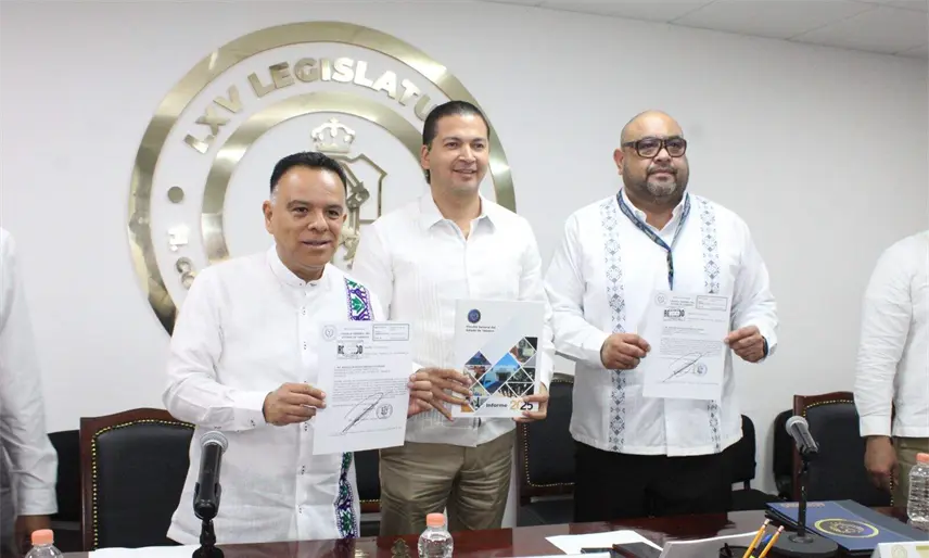 Entrega Fiscal General del Estado informe anual por escrito; no comparece ante la Jucopo