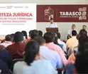 Entrega Gobierno de Tabasco 52 t&iacute;tulos de propiedad a escuelas