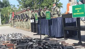 Destruyen en Guerrero m&aacute;s de 200 armas, cargadores y decenas de miles de cartuchos