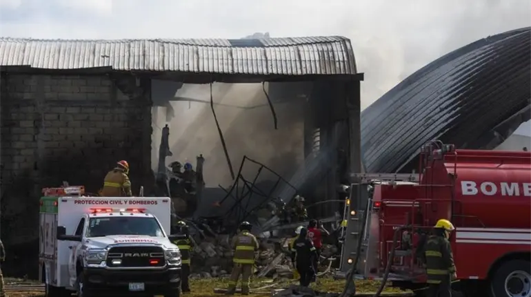 Desplome de aeronave en Toluca, habr&iacute;a sido por un "falla t&eacute;cnica": Sheinbaum